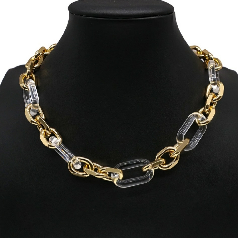 Cuban link choker🤍💛